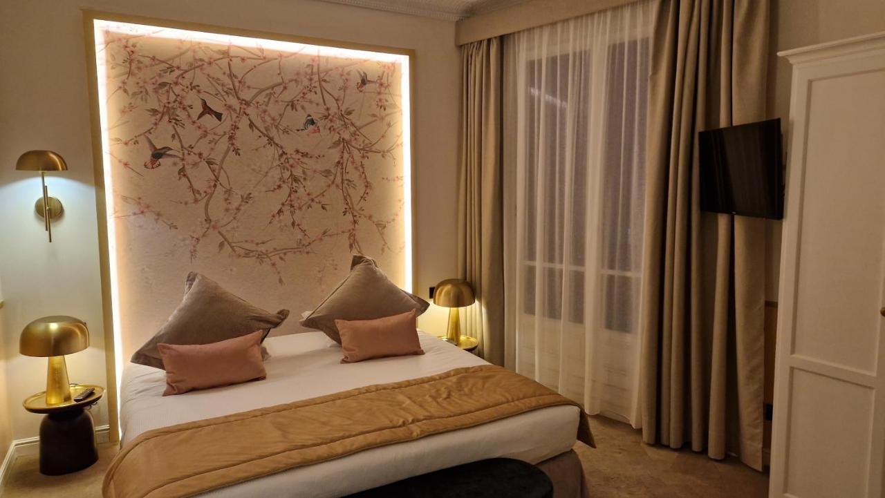 แพร็งเซส กาโรลีน Hotel ปารีส ภายนอก รูปภาพ